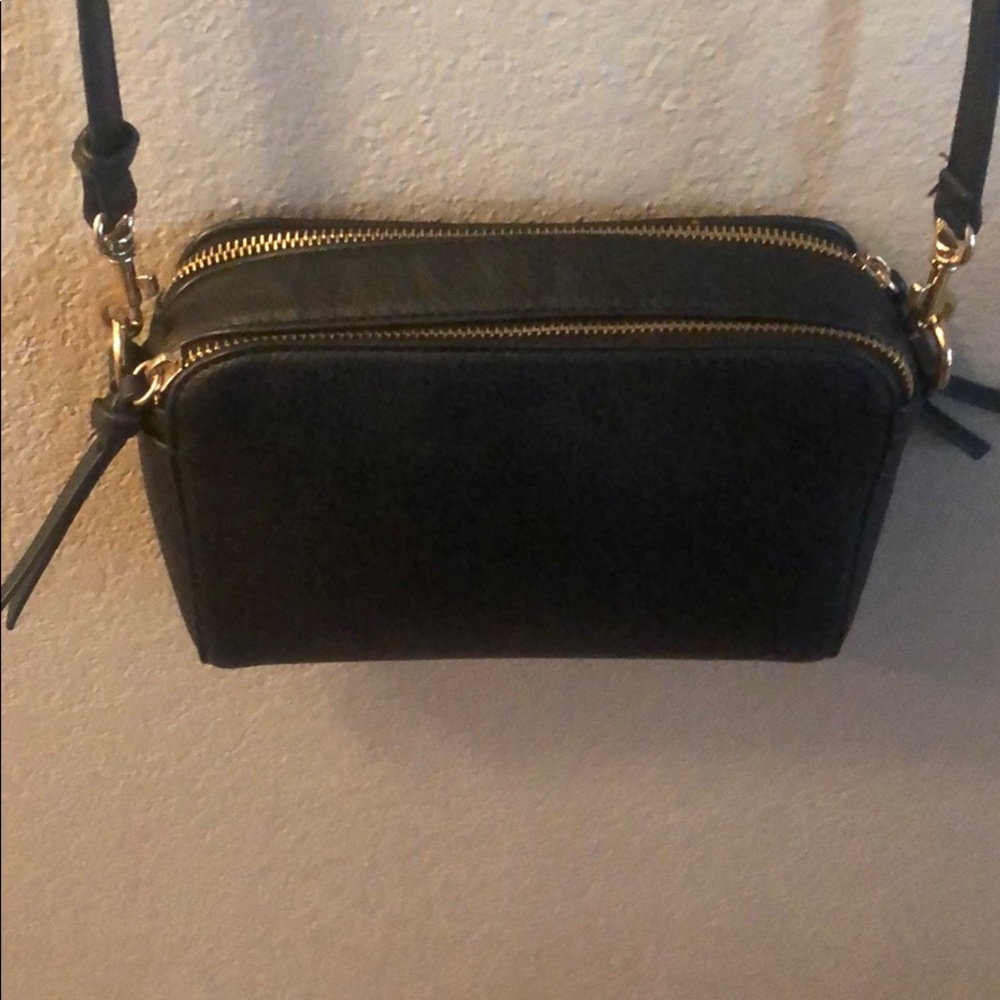 Crossover - Picture 2 of 3